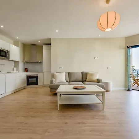 Guzman - Castell Apartment *